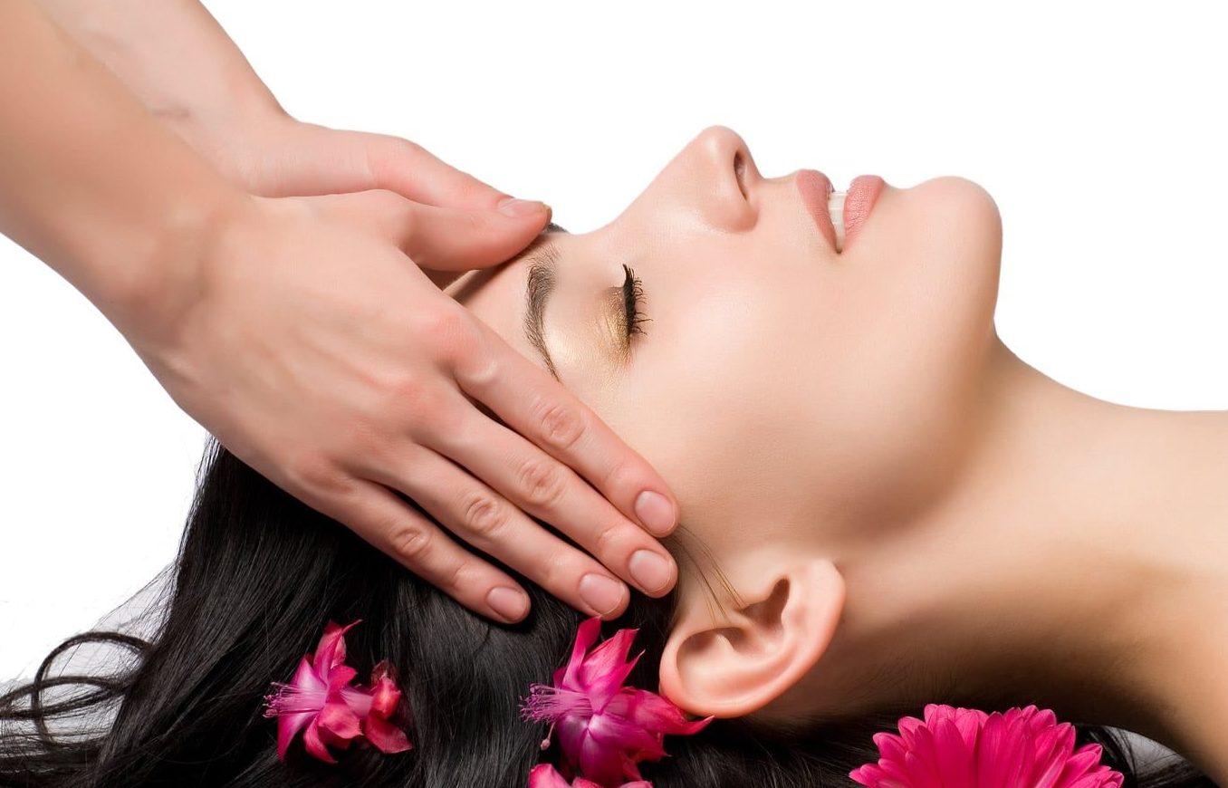 head & shoulder massage center in multan